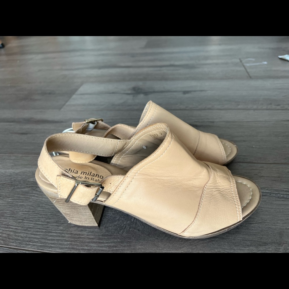 Sophia Milano Made in Italy Dress shoe with heel NWT - Picture 1 of 5